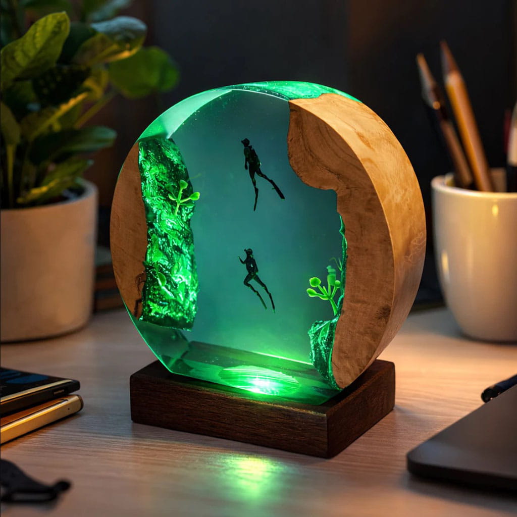 Two Divers Resin Lamp Green Glow Desk Decor