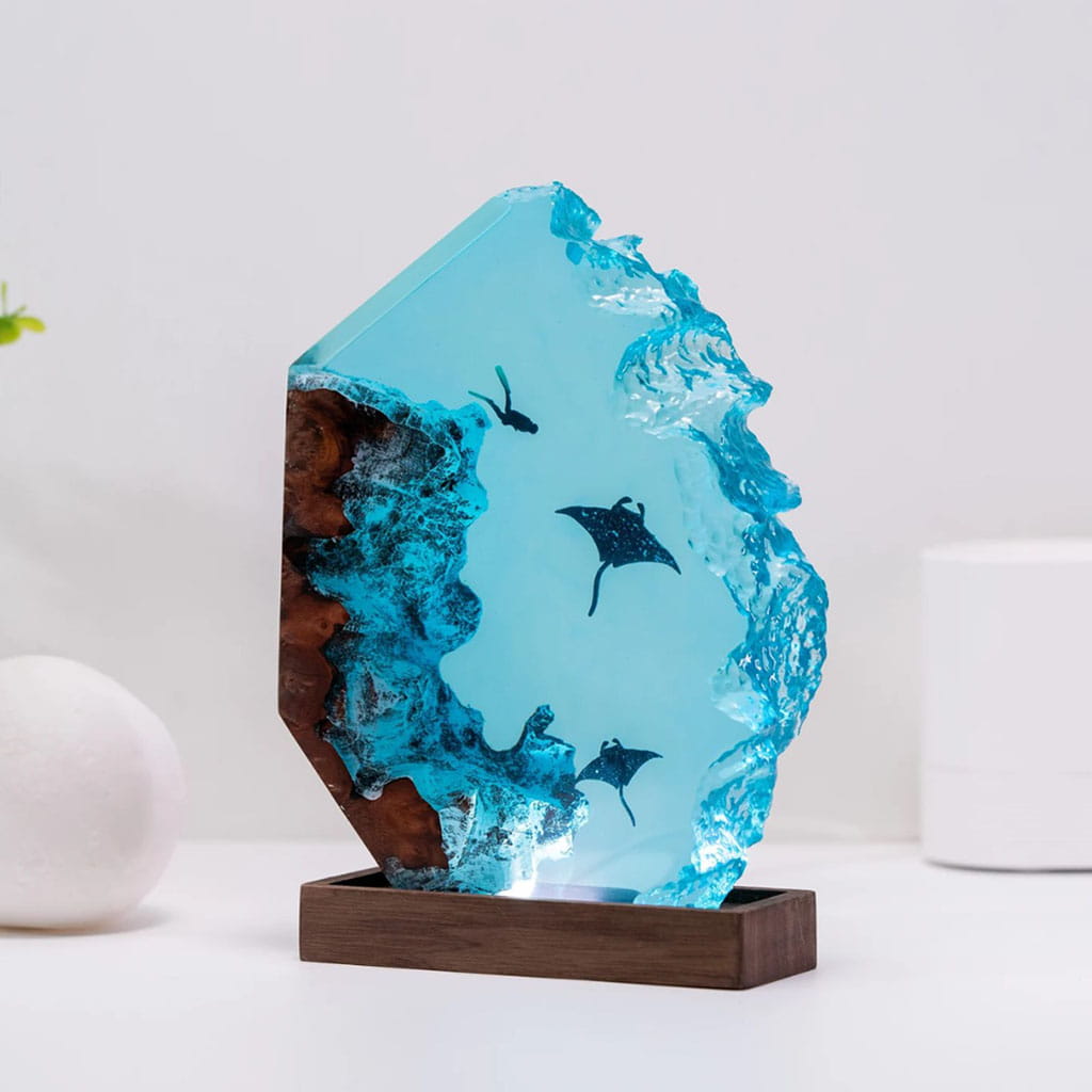 Diver Manta Ray Wave Resin Night Lamp
