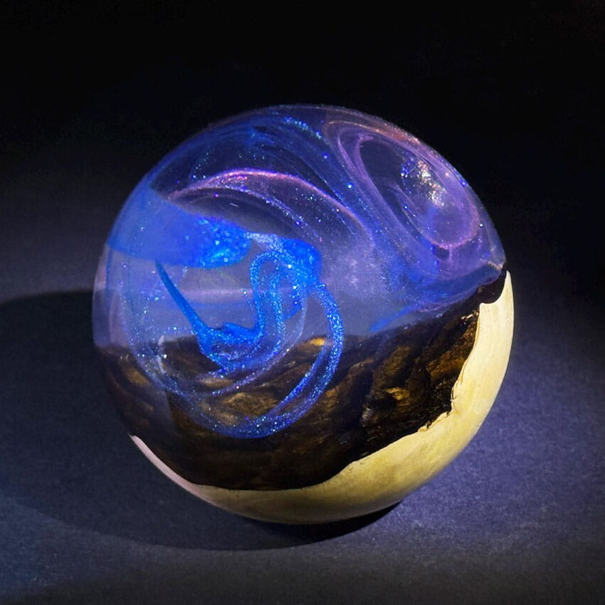 Galaxy Resin Sphere Lamp Moody Light