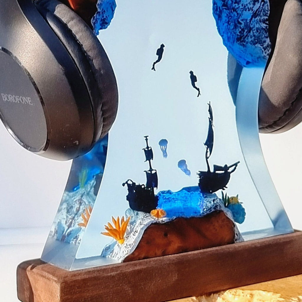 Manta Ray Resin Lamp Shipwreck Close Up