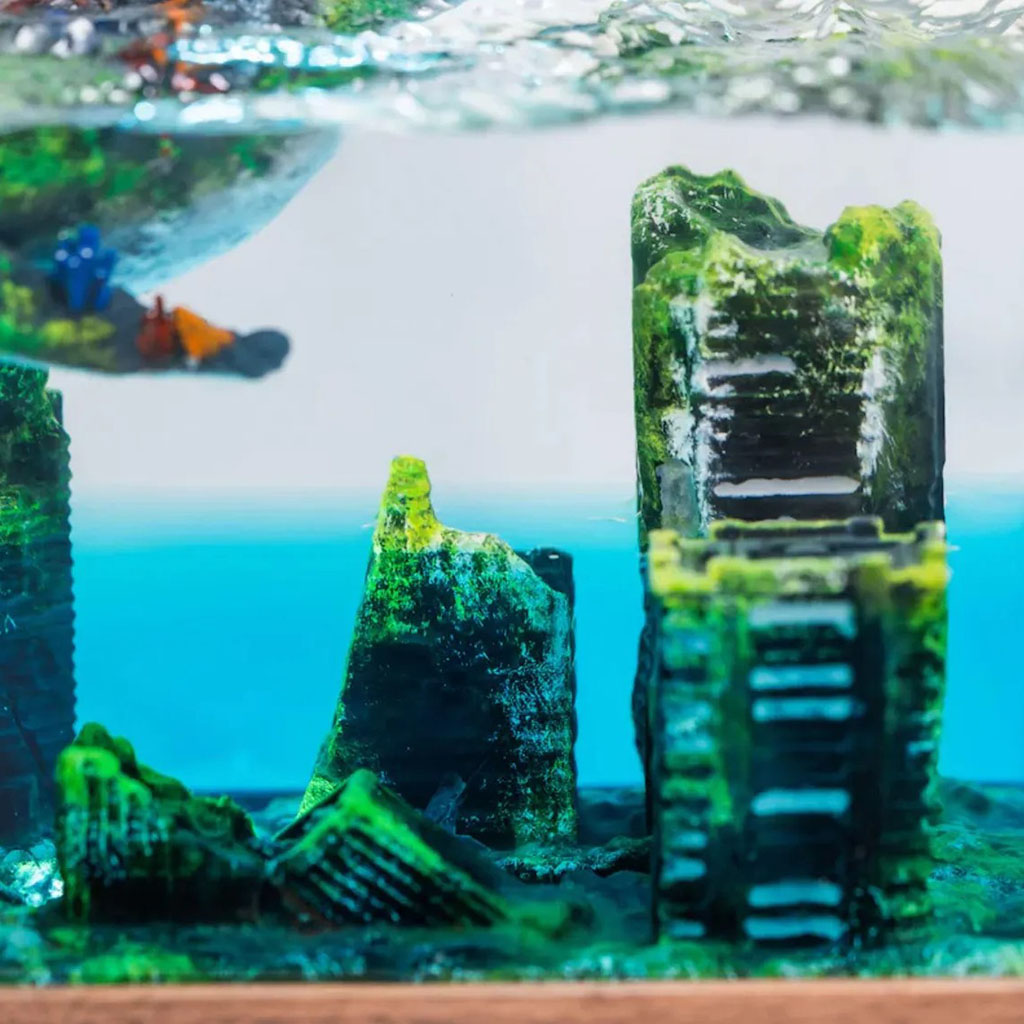 Sunken City Ruins Resin Lamp Close Up
