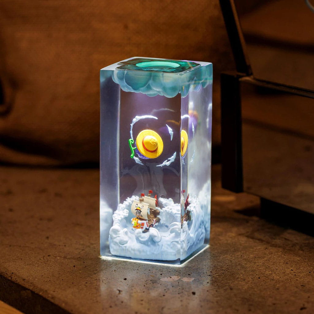 Thousand Sunny Gomu Gomu no Mi Lamp Front View Night Light