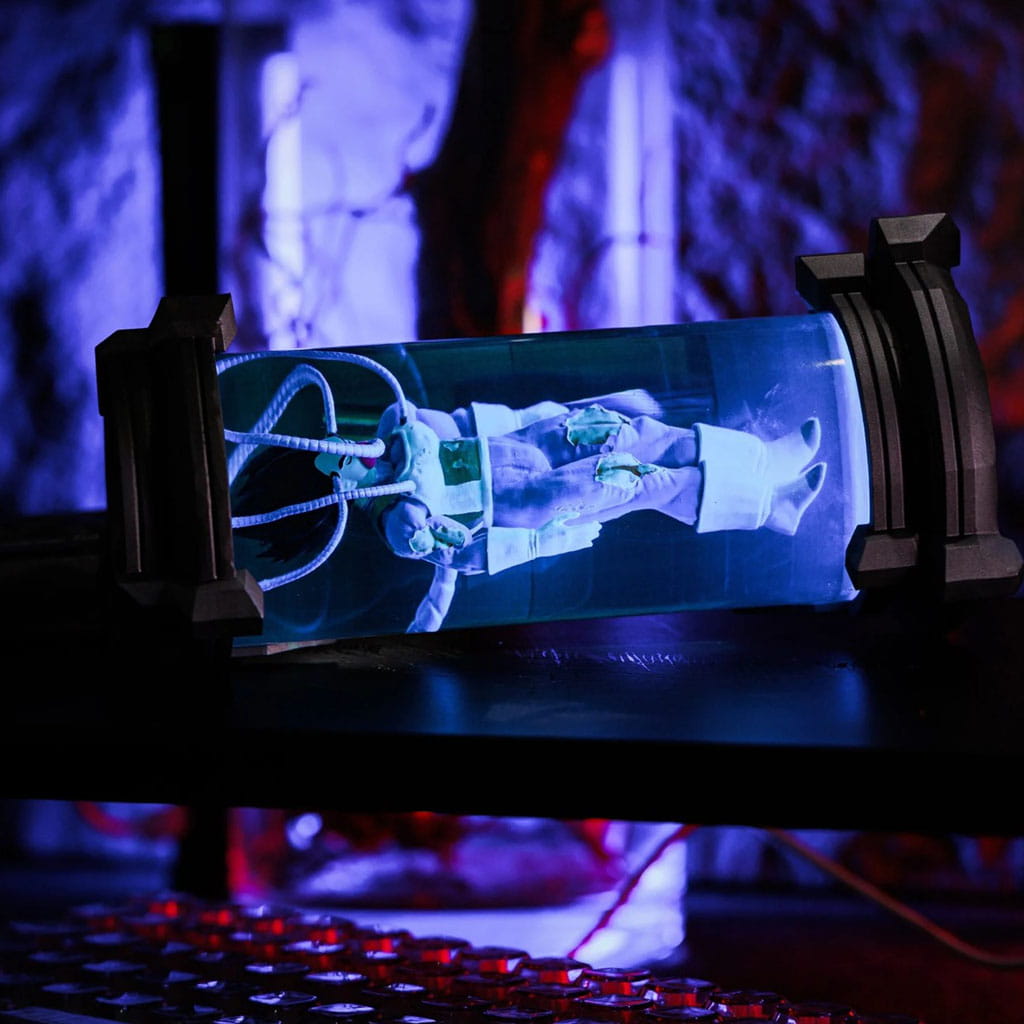 Vegeta Healing Pod Resin Lamp Side View Cyberpunk Desk Decor